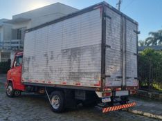 MERCEDES-BENZ 710 2010/2010 HUBNER MULTIMARCAS FARROUPILHA / Carros no Vale