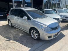 NISSAN TIIDA 1.8 SL 16V 2012/2013 HUBNER MULTIMARCAS FARROUPILHA / Carros no Vale