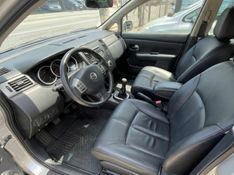 NISSAN TIIDA 1.8 SL 16V 2012/2013 HUBNER MULTIMARCAS FARROUPILHA / Carros no Vale