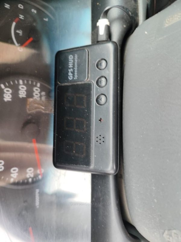 SUZUKI VITARA 2.0 JLX 4X4 V6 2001/2001 HUBNER MULTIMARCAS FARROUPILHA / Carros no Vale