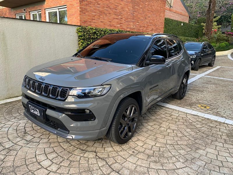 JEEP COMPASS 1.3 T270 TURBO FLEX S AT6 2024/2025 FÁBIO BERNARDES PORTO ALEGRE / Carros no Vale