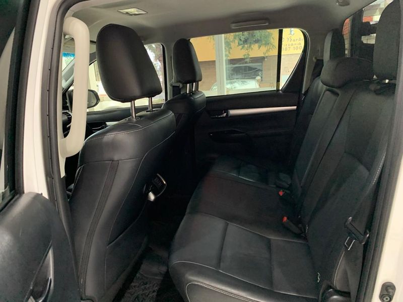 TOYOTA HILUX 2.7 SRV 4X4 CD 16V FLEX 4P AUTOMÁTICO 2019/2020 FÁBIO BERNARDES PORTO ALEGRE / Carros no Vale TOYOTA HILUX 2.7 SRV 4X4 CD 16V FLEX 4P AUTOMÁTICO 2019/2020 FÁBIO BERNARDES PORTO ALEGRE / Carros no Vale