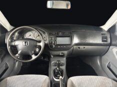 HONDA CIVIC 1.7 LX 16V 2004/2004 DUARTE VEÍCULOS PORTO ALEGRE / Carros no Vale