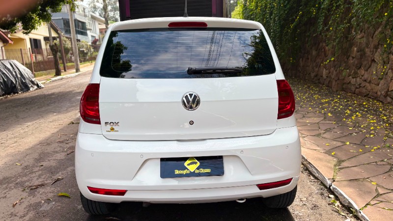 VOLKSWAGEN FOX 1.0 2013/2014 ESTAÇÃO DO CARRO ESTRELA / Carros no Vale