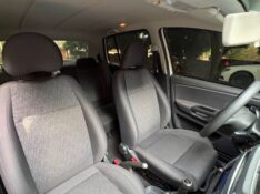 VOLKSWAGEN FOX 1.0 2013/2014 ESTAÇÃO DO CARRO ESTRELA / Carros no Vale