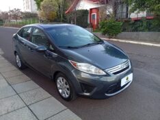 FORD FIESTA 1.6 SE 2010/2011 ALTERNATIVA VEÍCULOS LAJEADO / Carros no Vale