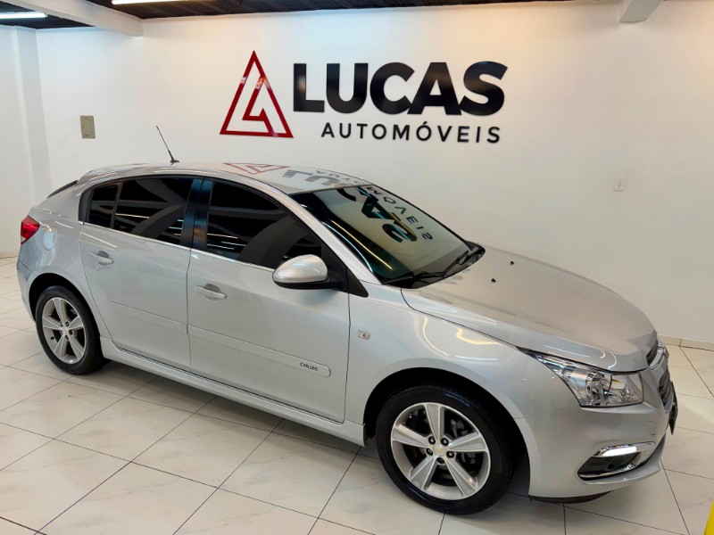 CHEVROLET CRUZE HATCH LT 2016/2016 LUCAS AUTOMÓVEIS BOM RETIRO DO SUL / Carros no Vale