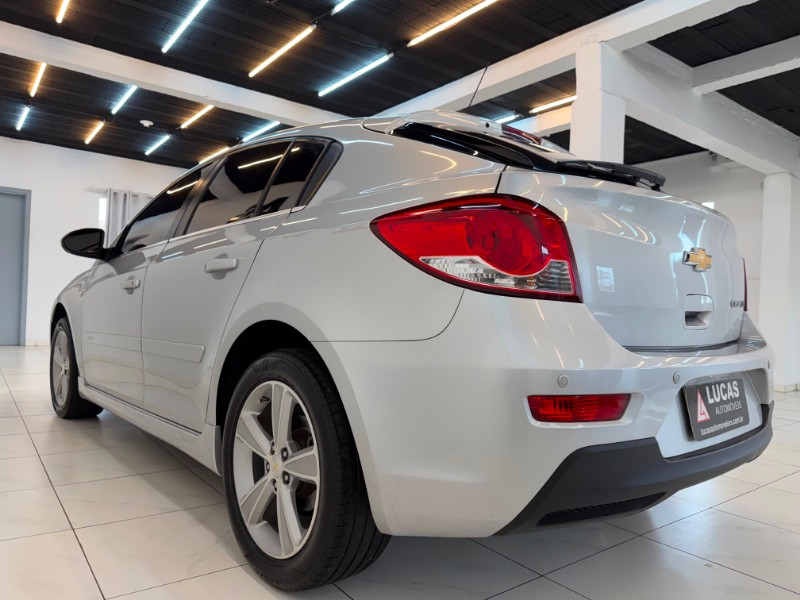 CHEVROLET CRUZE HATCH LT 2016/2016 LUCAS AUTOMÓVEIS BOM RETIRO DO SUL / Carros no Vale