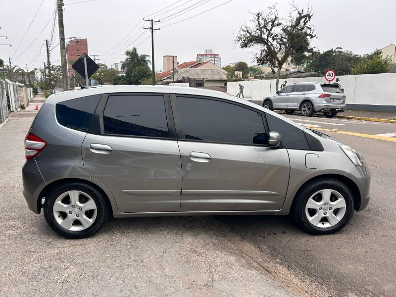 HONDA FIT LXL 1.4/ 8V/16V MEC. 2009/2009 LS MULTIMARCAS VENÂNCIO AIRES / Carros no Vale