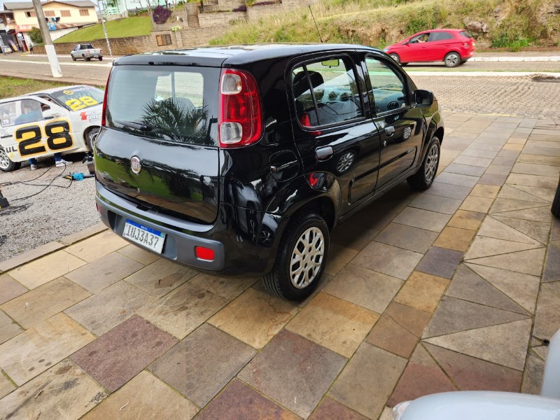 FIAT UNO VIVACE 1.0 2013/2014 TS VEÍCULOS ANTA GORDA / Carros no Vale