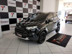 FORD ECOSPORT FREESTYLE 1.6 16V FLEX 5P 2017/2017 TIAGO AUTOMÓVEIS VENÂNCIO AIRES / Carros no Vale