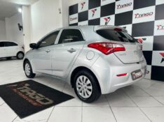 HYUNDAI HB20 1.6 CONFORT 2013/2013 TIAGO AUTOMÓVEIS VENÂNCIO AIRES / Carros no Vale