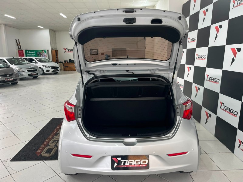 HYUNDAI HB20 1.6 CONFORT 2013/2013 TIAGO AUTOMÓVEIS VENÂNCIO AIRES / Carros no Vale