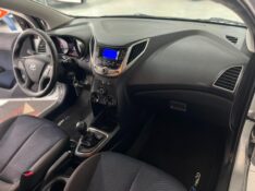HYUNDAI HB20 1.6 CONFORT 2013/2013 TIAGO AUTOMÓVEIS VENÂNCIO AIRES / Carros no Vale
