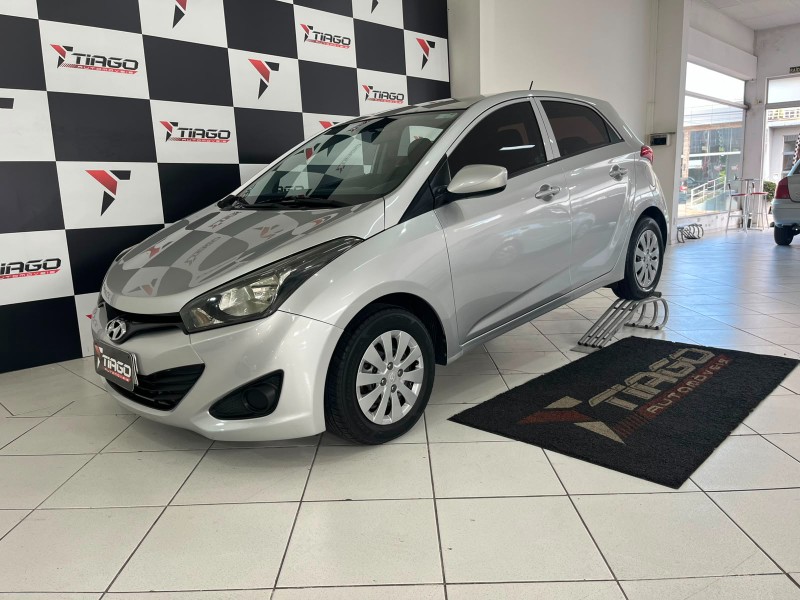 HYUNDAI HB20 1.6 CONFORT 2013/2013 TIAGO AUTOMÓVEIS VENÂNCIO AIRES / Carros no Vale