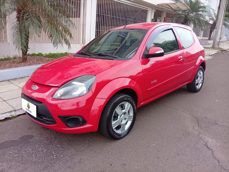 FORD KA 1.0 FLEX 2012/2013 ALTERNATIVA VEÍCULOS LAJEADO / Carros no Vale