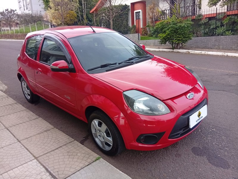 FORD KA 1.0 FLEX 2012/2013 ALTERNATIVA VEÍCULOS LAJEADO / Carros no Vale