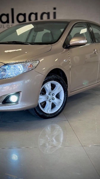 TOYOTA COROLLA 1.8 XEI 16V FLEX 4P AUTOMÁTICO 2009/2009 MALAGGI VEÍCULOS ENCANTADO / Carros no Vale