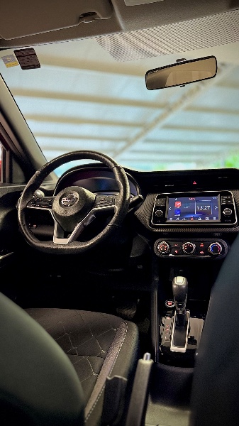 NISSAN KICKS 1.6 16V FLEX SV 4P XTRONIC 2019/2020 MALAGGI VEÍCULOS ENCANTADO / Carros no Vale