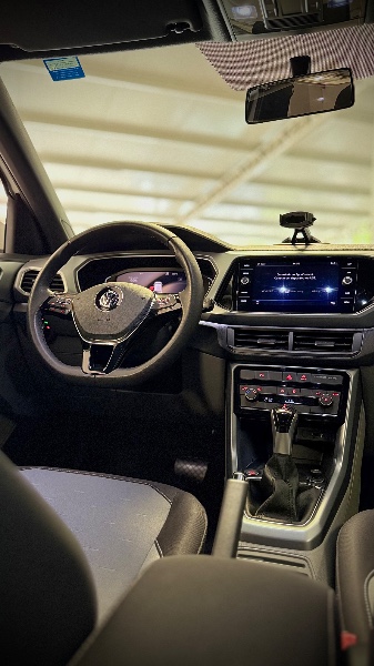 VOLKSWAGEN T-CROSS 1.0 200 TSI COMFORTLINE 2020 2020/2020 MALAGGI VEÍCULOS ENCANTADO / Carros no Vale VOLKSWAGEN T-CROSS 1.0 200 TSI COMFORTLINE 2020 2020/2020 MALAGGI VEÍCULOS ENCANTADO / Carros no Vale