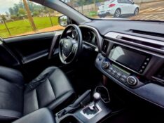TOYOTA RAV4 2.0 4X2 16V GASOLINA 4P AUTOMÁTICO 2018/2018 CRUZEIRO MULTIMARCAS CRUZEIRO DO SUL / Carros no Vale