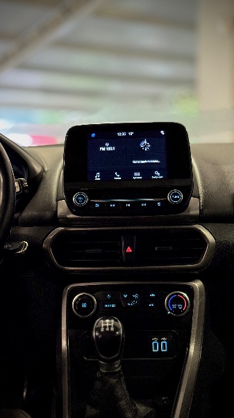 FORD ECOSPORT 1.5 TI-VCT FLEX SE MANUAL 2017/2018 MALAGGI VEÍCULOS ENCANTADO / Carros no Vale