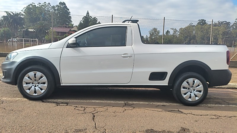 VOLKSWAGEN SAVEIRO 1.6 MI CS 8V FLEX 2P MANUAL G.VI 2014/2015 ADRIANO VEÍCULOS CRUZEIRO DO SUL / Carros no Vale