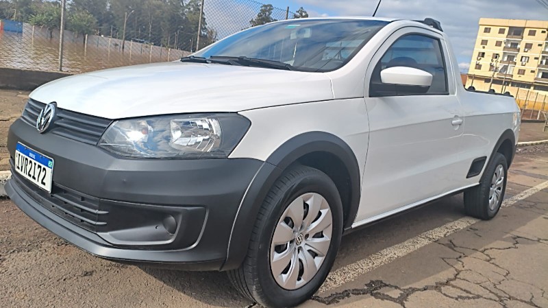 VOLKSWAGEN SAVEIRO 1.6 MI CS 8V FLEX 2P MANUAL G.VI 2014/2015 ADRIANO VEÍCULOS CRUZEIRO DO SUL / Carros no Vale