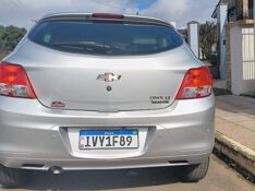CHEVROLET ONIX 1.0 FLEX LT MANUAL 2014/2015 ADRIANO VEÍCULOS CRUZEIRO DO SUL / Carros no Vale