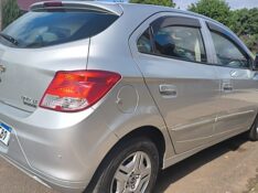 CHEVROLET ONIX 1.0 FLEX LT MANUAL 2014/2015 ADRIANO VEÍCULOS CRUZEIRO DO SUL / Carros no Vale