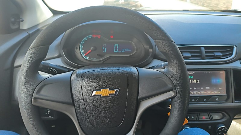 CHEVROLET ONIX 1.0 FLEX LT MANUAL 2014/2015 ADRIANO VEÍCULOS CRUZEIRO DO SUL / Carros no Vale
