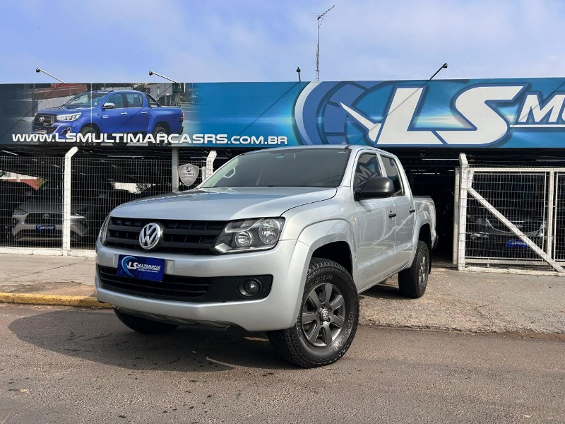 VOLKSWAGEN AMAROK SE CD 2.0 16V TDI 4X4 DIESEL 2014/2014 LS MULTIMARCAS VENÂNCIO AIRES / Carros no Vale