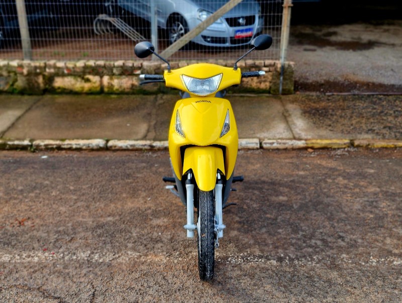 HONDA MOTOS BIZ 125 ES 2008/2008 CRUZEIRO MULTIMARCAS CRUZEIRO DO SUL / Carros no Vale