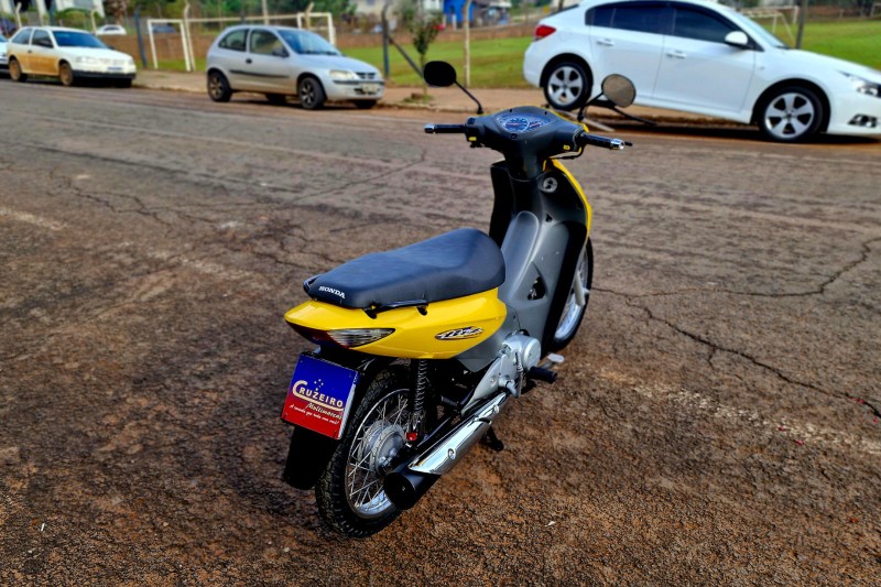 HONDA MOTOS BIZ 125 ES 2008/2008 CRUZEIRO MULTIMARCAS CRUZEIRO DO SUL / Carros no Vale