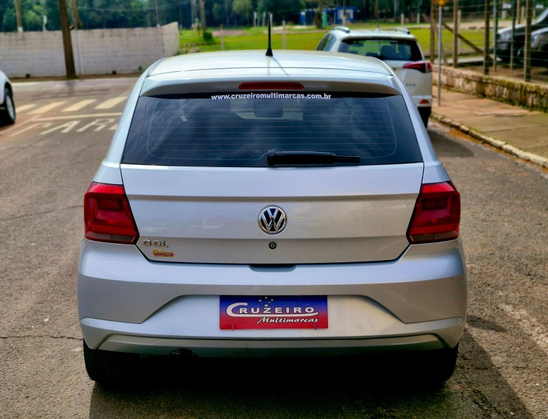 VOLKSWAGEN GOL 1.0 2020/2021 CRUZEIRO MULTIMARCAS CRUZEIRO DO SUL / Carros no Vale