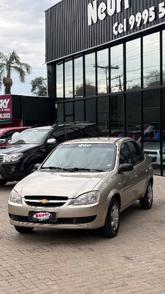CHEVROLET CLASSIC 1.0 LS 8V /2012 NEURI VEÍCULOS LAJEADO / Carros no Vale