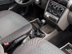 CHEVROLET CLASSIC 1.0 LS 8V /2012 NEURI VEÍCULOS LAJEADO / Carros no Vale