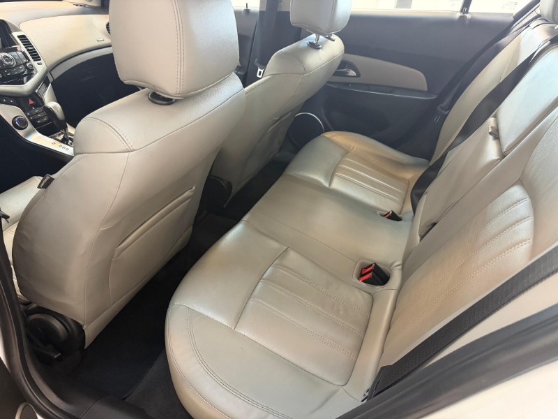 CHEVROLET CRUZE 1.8 LTZ 16V 2014/2014 LUCAS AUTOMÓVEIS BOM RETIRO DO SUL / Carros no Vale
