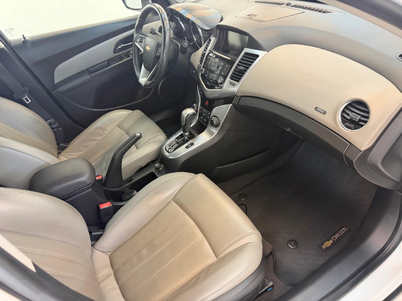 CHEVROLET CRUZE 1.8 LTZ 16V 2014/2014 LUCAS AUTOMÓVEIS BOM RETIRO DO SUL / Carros no Vale