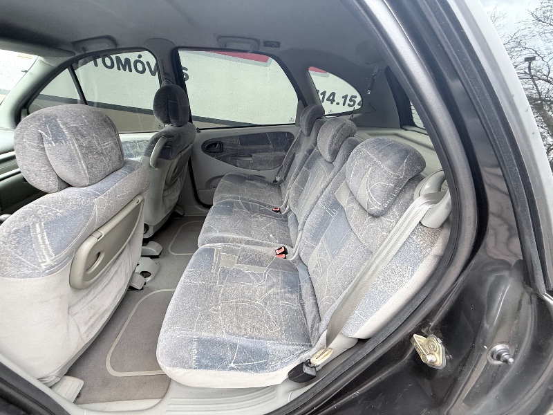 RENAULT SCENIC 1.6 RXE 16V 2003/2003 ELY AUTOMÓVEIS LAJEADO / Carros no Vale