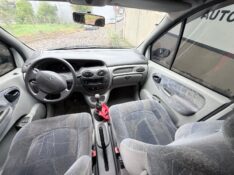 RENAULT SCENIC 1.6 RXE 16V 2003/2003 ELY AUTOMÓVEIS LAJEADO / Carros no Vale