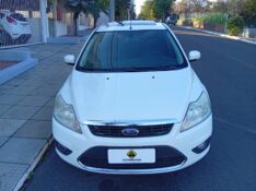 FORD FOCUS GHIA 2.0 2009/2009 ALTERNATIVA VEÍCULOS LAJEADO / Carros no Vale