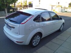 FORD FOCUS GHIA 2.0 2009/2009 ALTERNATIVA VEÍCULOS LAJEADO / Carros no Vale