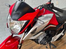 HONDA MOTOS CG 160 TITAN /2022 RT 811 VEÍCULOS ARROIO DO MEIO / Carros no Vale