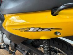 HONDA MOTOS BIZ 125 KS /2009 RT 811 VEÍCULOS ARROIO DO MEIO / Carros no Vale