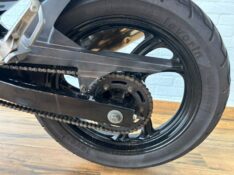YAMAHA FAZER 250 /2010 RT 811 VEÍCULOS ARROIO DO MEIO / Carros no Vale