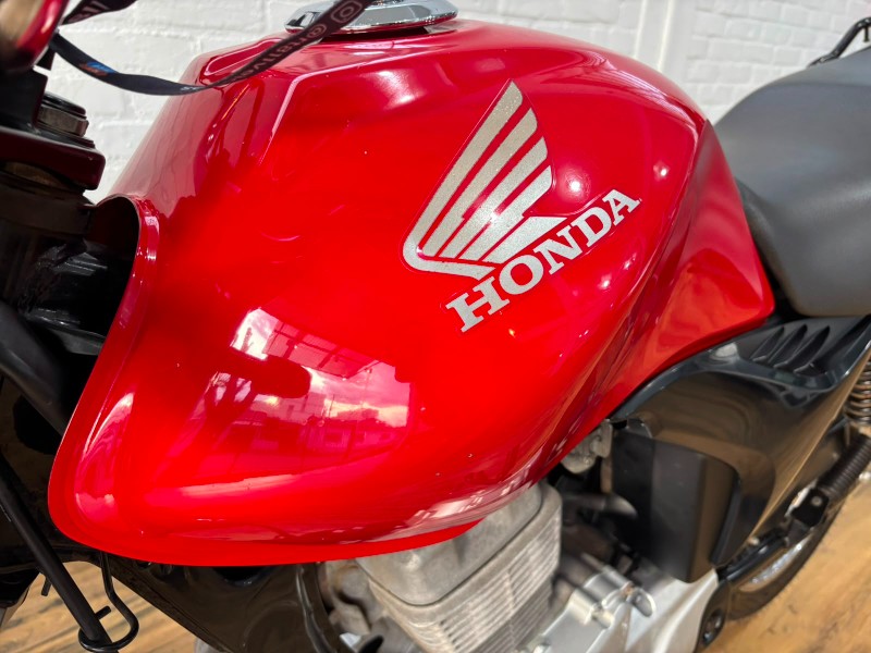 HONDA MOTOS CG 125 FAN KS /2013 RT 811 VEÍCULOS ARROIO DO MEIO / Carros no Vale