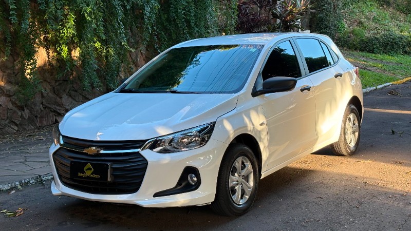 CHEVROLET ONIX 1.0 12V 2024/2025 ESTAÇÃO DO CARRO ESTRELA / Carros no Vale