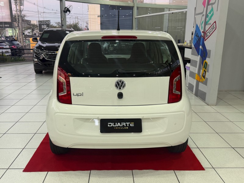 VOLKSWAGEN UP! 1.0 MOVE 12V 2015/2016 DUARTE VEÍCULOS PORTO ALEGRE / Carros no Vale VOLKSWAGEN UP! 1.0 MOVE 12V 2015/2016 DUARTE VEÍCULOS PORTO ALEGRE / Carros no Vale