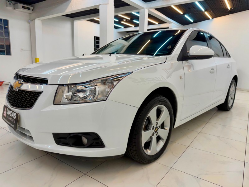 CHEVROLET CRUZE LT HB 2014/2014 LUCAS AUTOMÓVEIS BOM RETIRO DO SUL / Carros no Vale